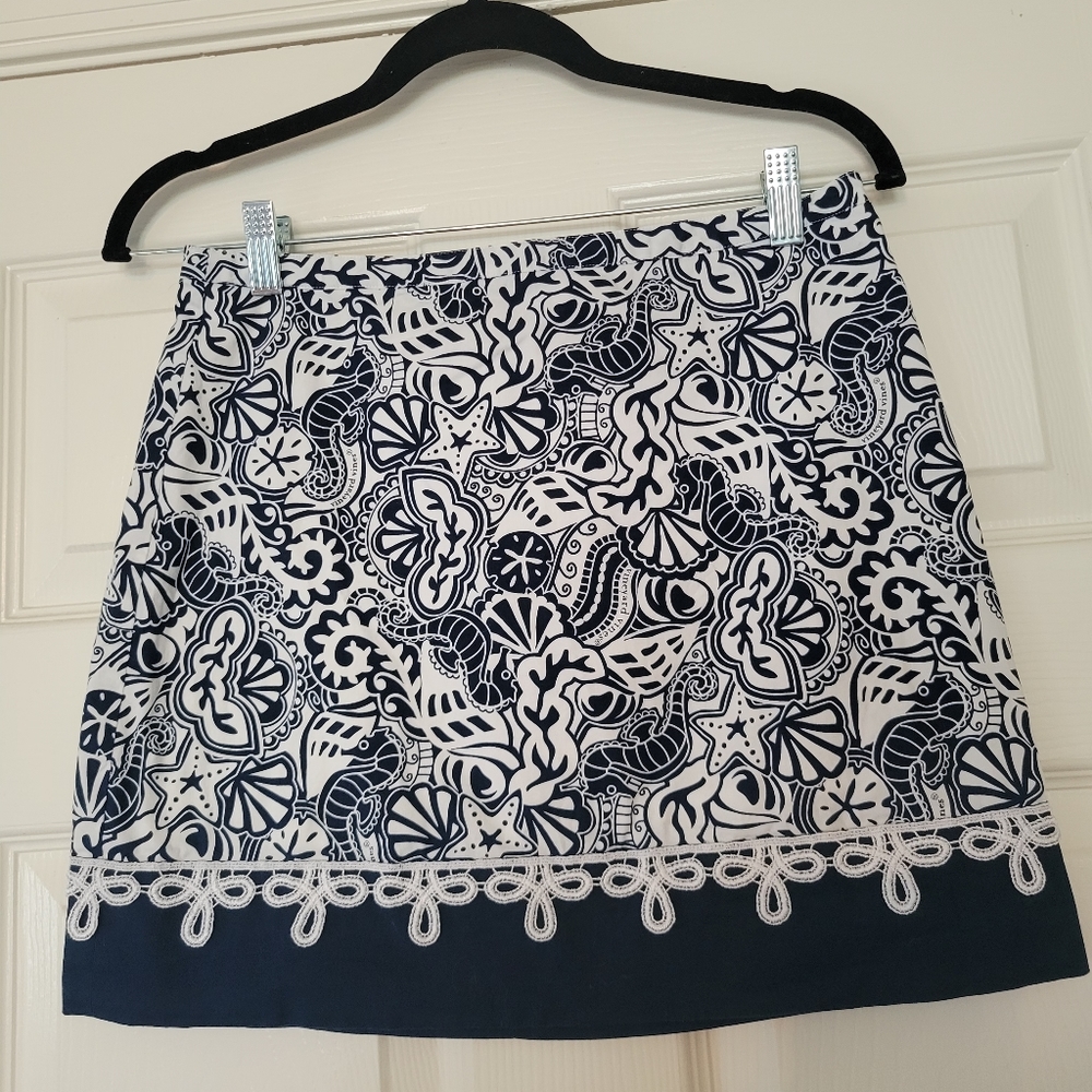 Vineyard Vines Navy and White Mini Skirt